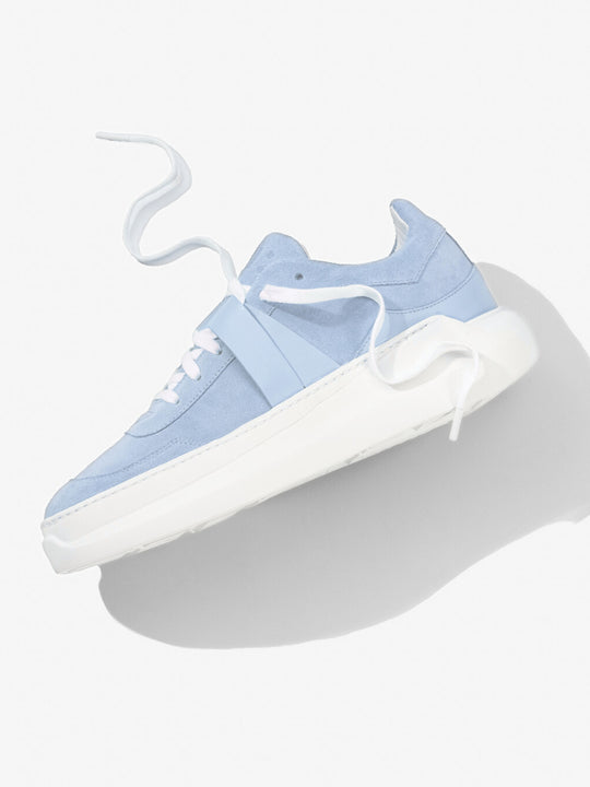 G025 : Bleu Azur - Sneakers en cuir velours et cuir nappa bleu