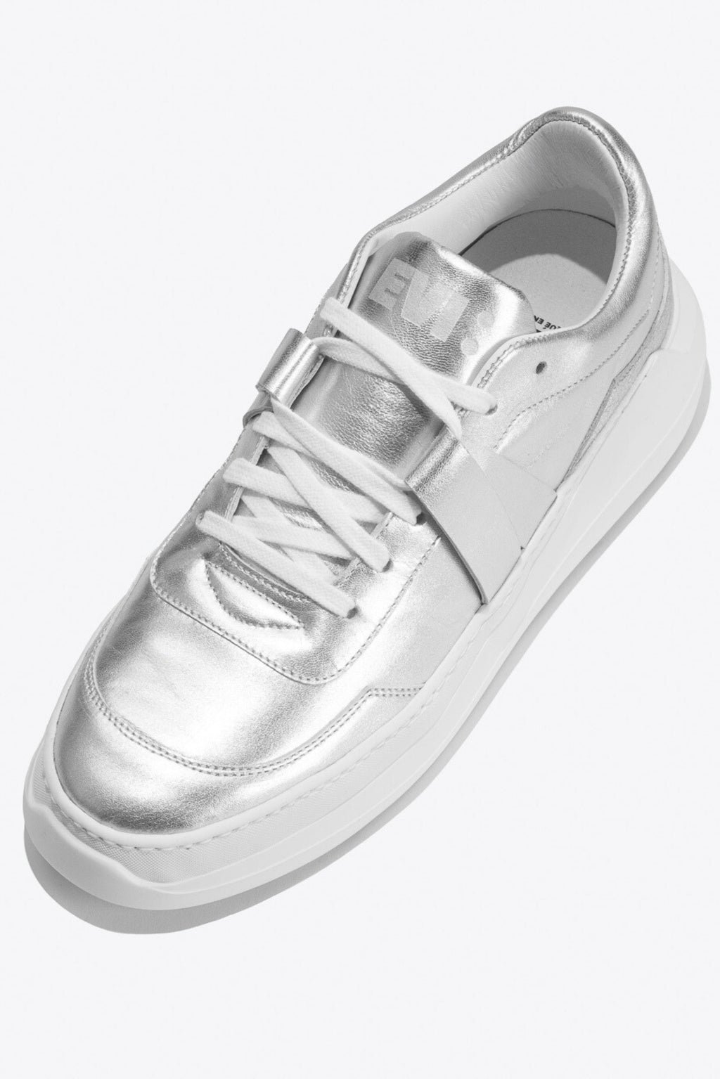 Sneakers artisanales made in france EVI G2 Magnétite en cuir métallisé argenté